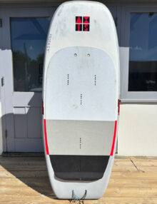 Axis froth 5'9 foil board with board bag