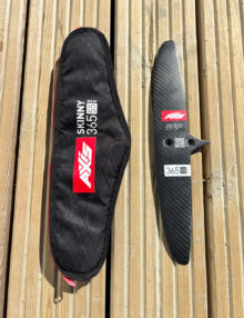 Axis skinny 365/55 carbon rear wing